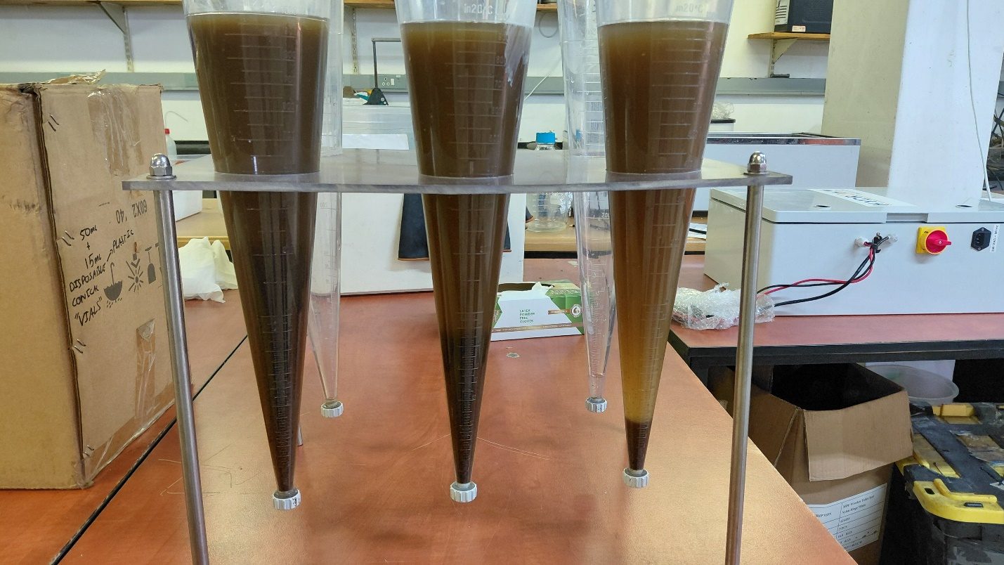Settling test in the laboratory